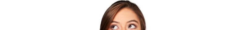 婚活パーティー活用ボタンを見つめながら、参加を検討している表情の日本人女性(目元アップ)